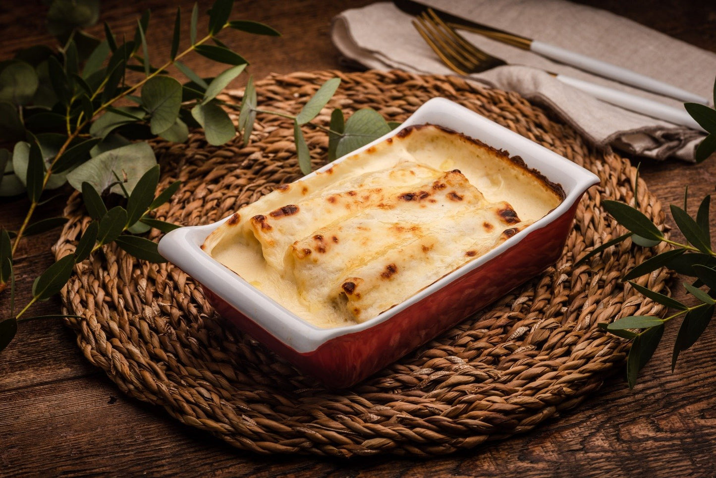 CANELONES DE CARNE CON BECHAMEL